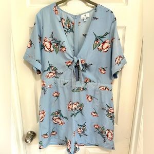 Socialite Plus Size Flowy , Baby blue floral Romper 1X